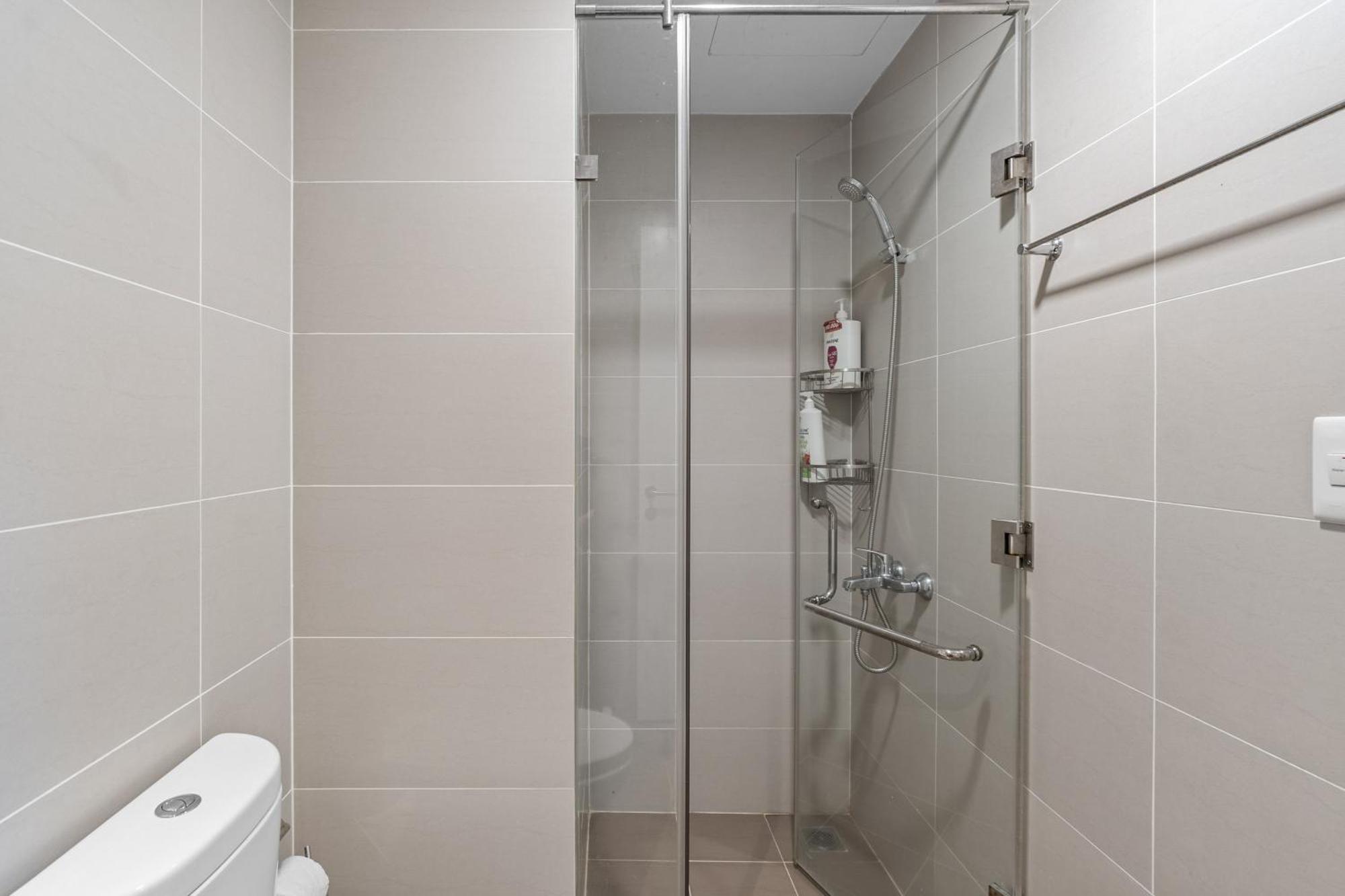 Cozy 2 Bedrooms Condo In T1 Masteri Thao Dien, Fully Furnished With Full Amenities Bandar Ho Chi Minh Luaran gambar
